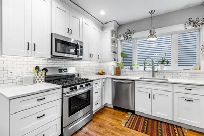 17 Hicks Avenue #1