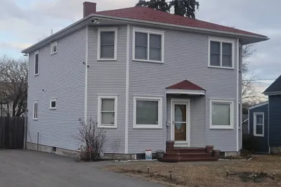 53 Howard Ave 1