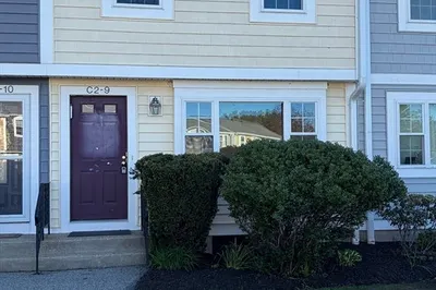 9 Lydon Ln #C2