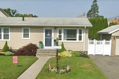 555 Kirby St 1