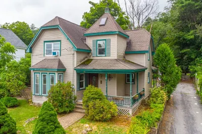 114 Pleasant Street 1