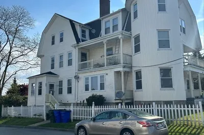 584 Mount Hope Ave #1