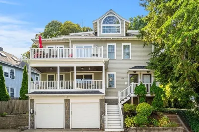 138 Mason Terrace #1 1
