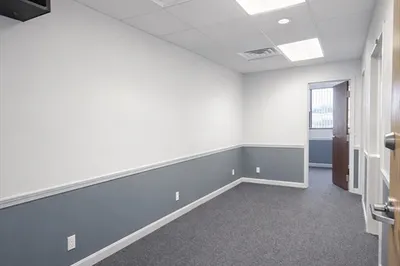 111 Everett Ave #2B 1