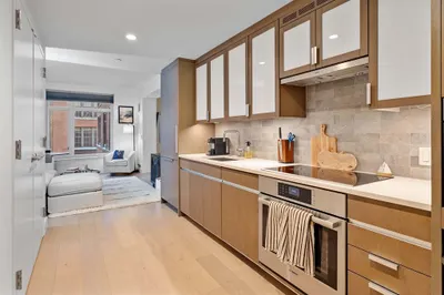100 Lovejoy Wharf #5Q