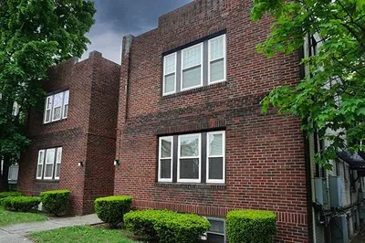 95 Adams St #08 1