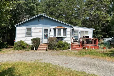 76 Wareham Lake Shore Dr