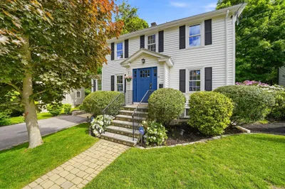 18 Grayson Rd 1
