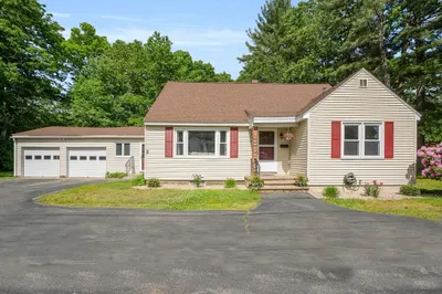 89 Oak Hill Rd