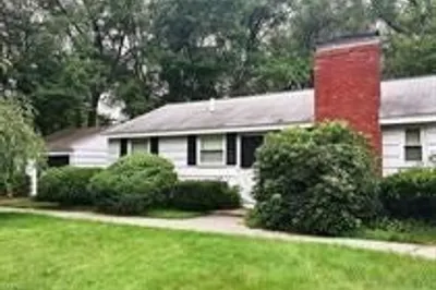 15 Walsh Rd