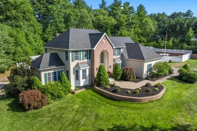 256 Hillcrest Rd 1