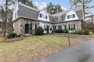 25 Longmeadow Road 1