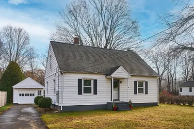 21 Pepin Ave