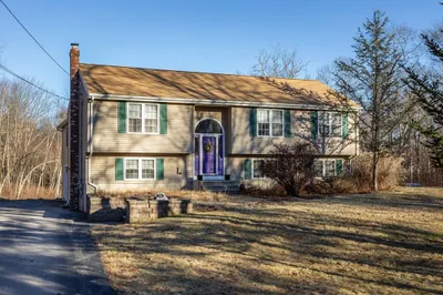 306 Wallum Lake Rd 1