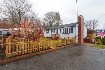 59 Hazen Ave 1