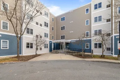 30 Franklin St #314