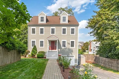 166 Forest St