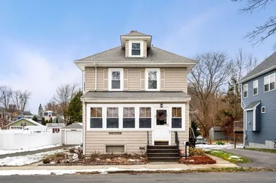 6 Brickett Ave