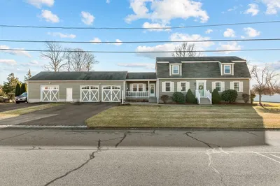 74 Joanne Ln 1
