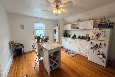 117 Rogers Ave #3 1
