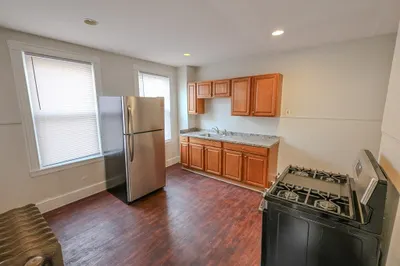569 Norfolk Street #2