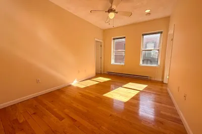 38 North Bennet St #4