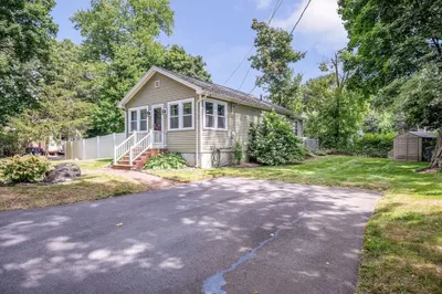14 Auburn Ave