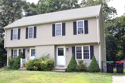 8 Forest Way #8