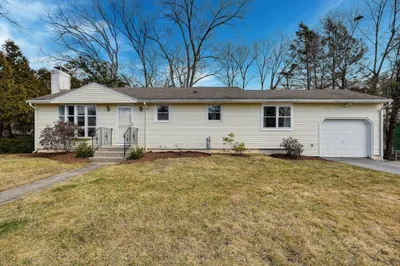 23 Kinglet Drive 1