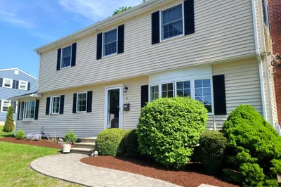 4 Briarcliff Ln 1