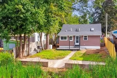 11 Sunset Rd 1