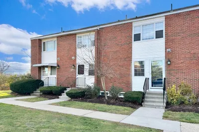 41 Foundry St #23-3 1