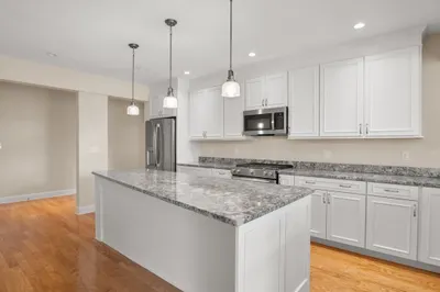 30 Taylor Dr #3011 1