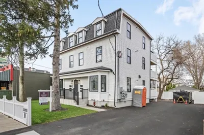 326 Main #6