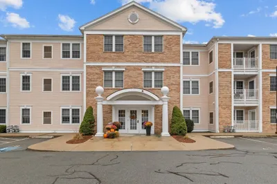 1 Millbrook Lane #304