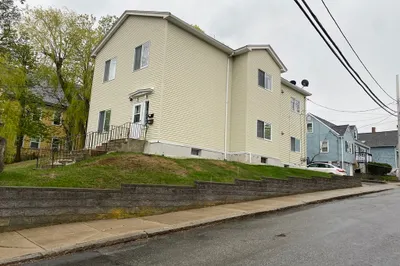 133 Walnut St #1 1