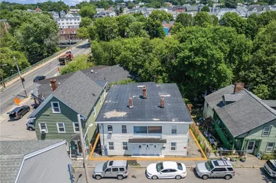 168 Warren Ct 1