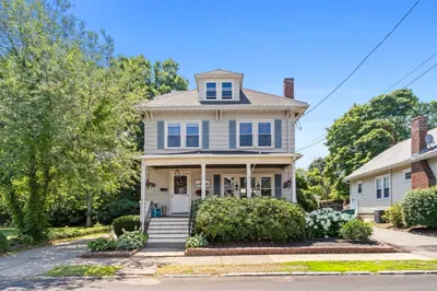 74 Richardson Rd 1
