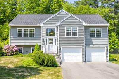 380 Leo Drive 1