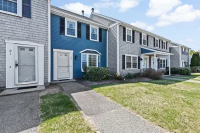 36 Atkins Rd #D2