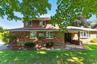 51 Newcrest St 1