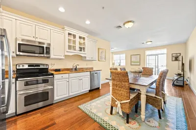 89 Lewis Rd #303