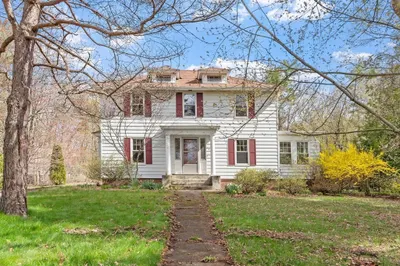 884 Main St 1