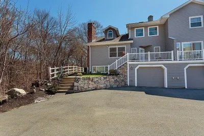26 D Carnation Circle #D 1