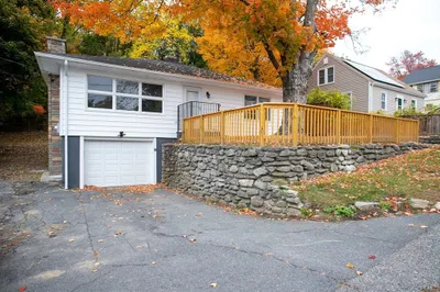 36 Martel St 1