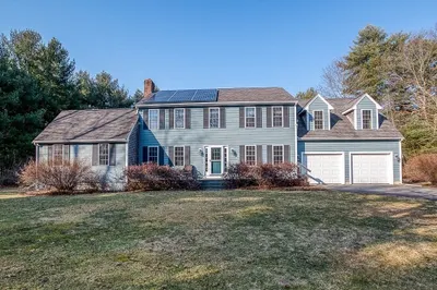 42 Priscilla Mullins Way 1