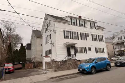 631 Walnut St