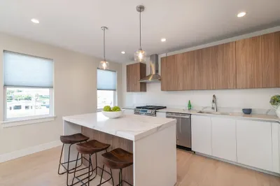 484 Quincy Avenue #3