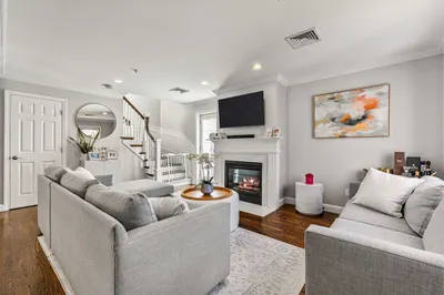 7 Conant Rd #16
