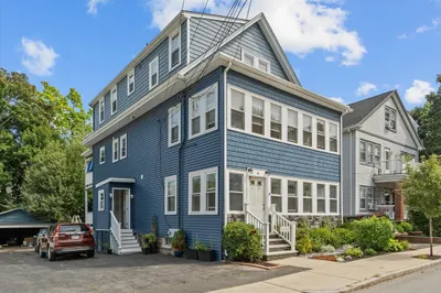 6 Hutchinson Street #1